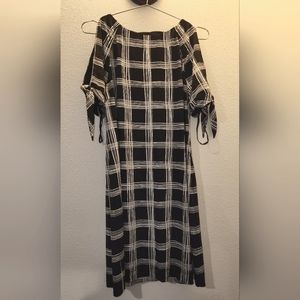 Black and White Stripped Dress Size M